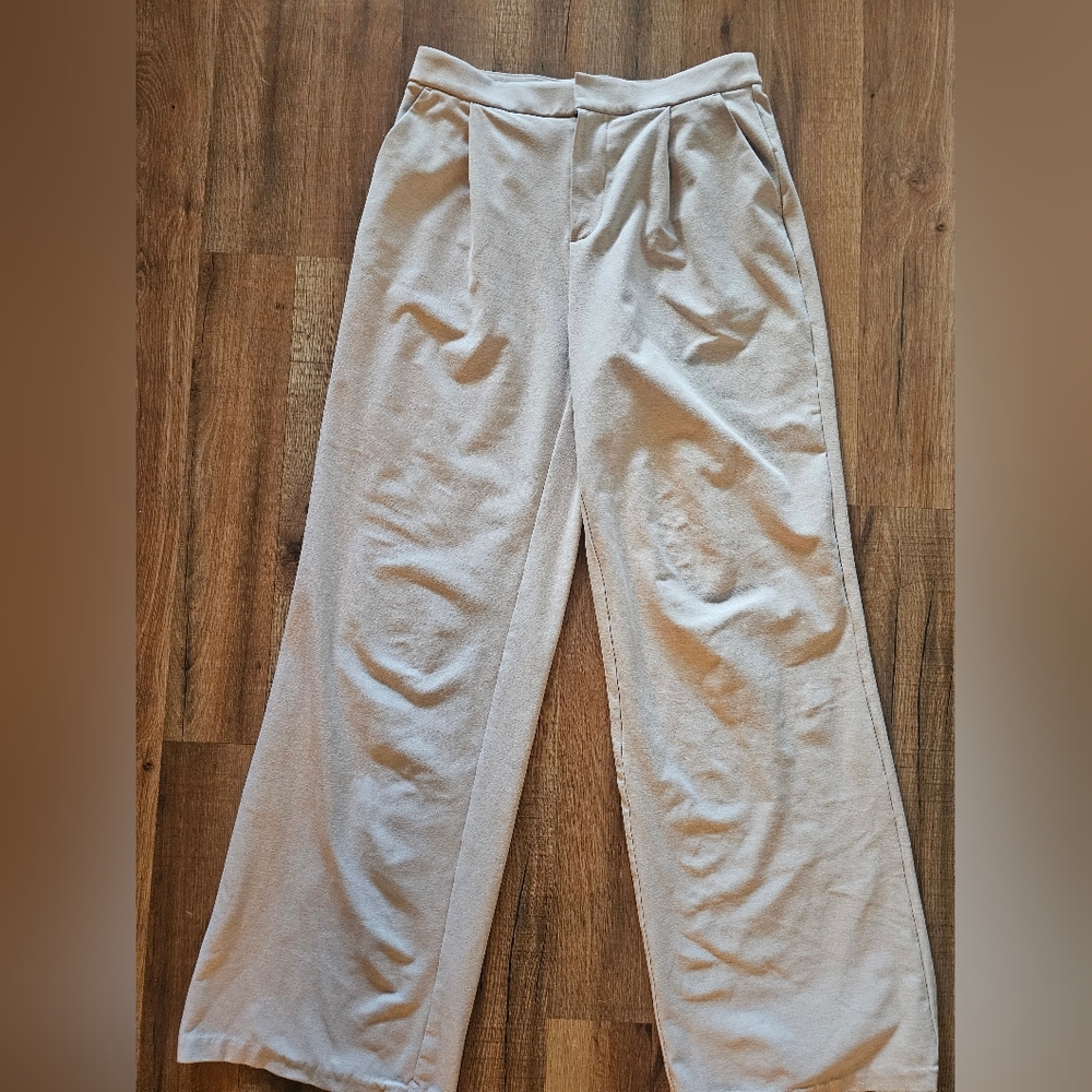 Vuori Cream Women's Pants